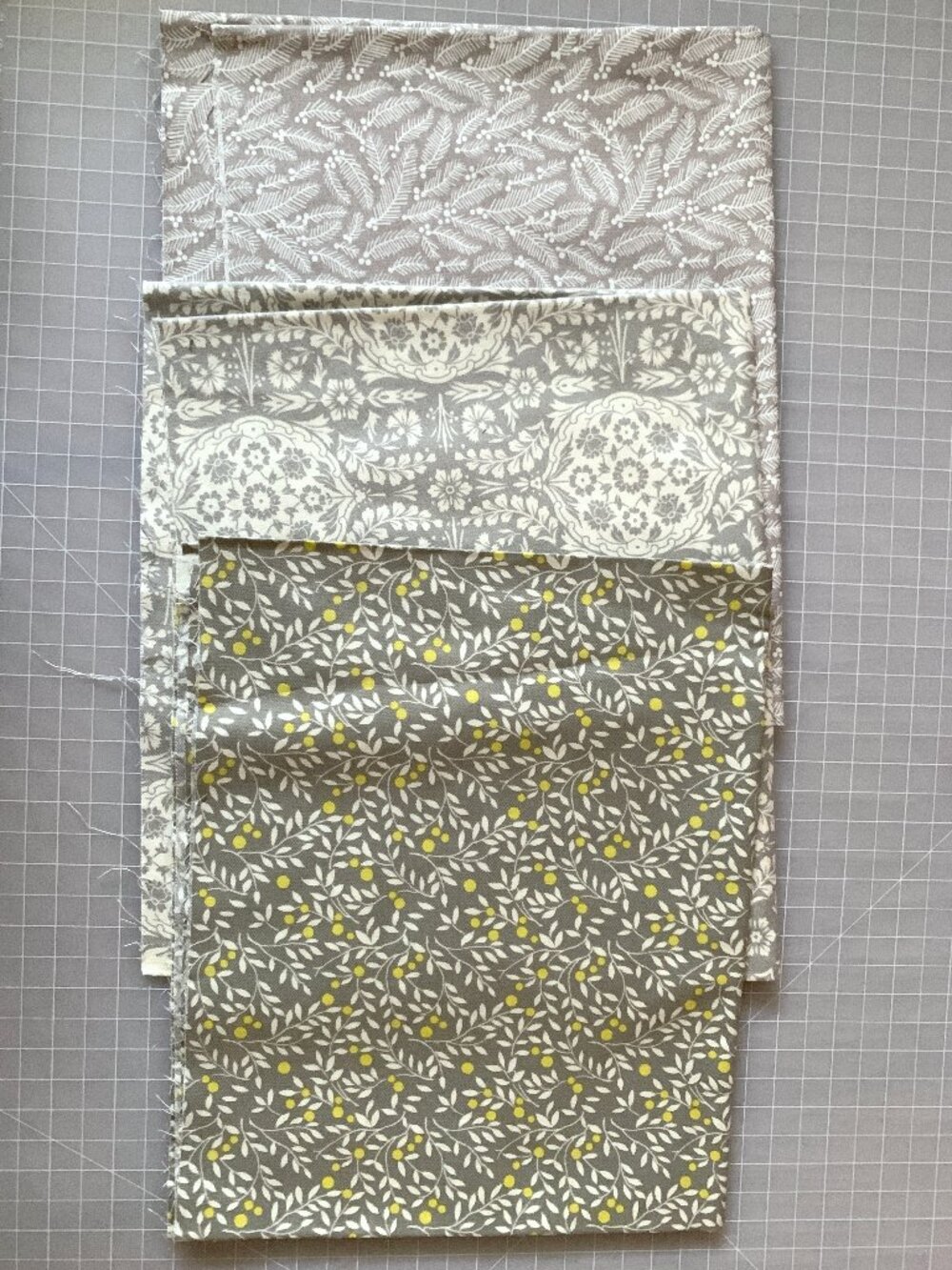 Bundle of Fabric - White & Gray